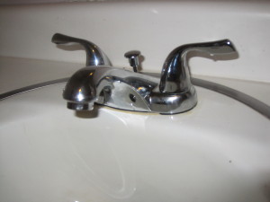 water saving WaterSense faucet with paddle handles